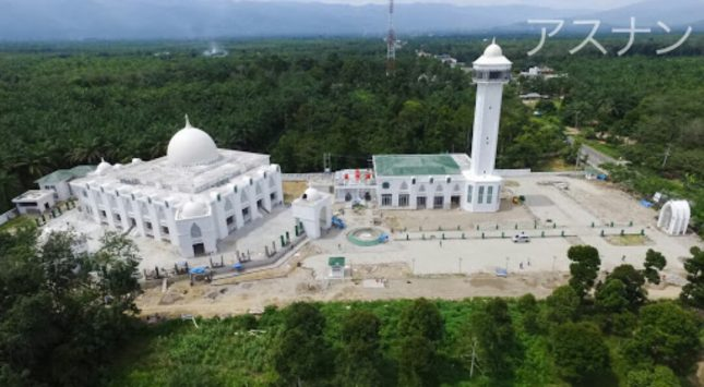 Masjid Al-Munawwaroh: The Heart of Worship in Cilacap's Daily Life